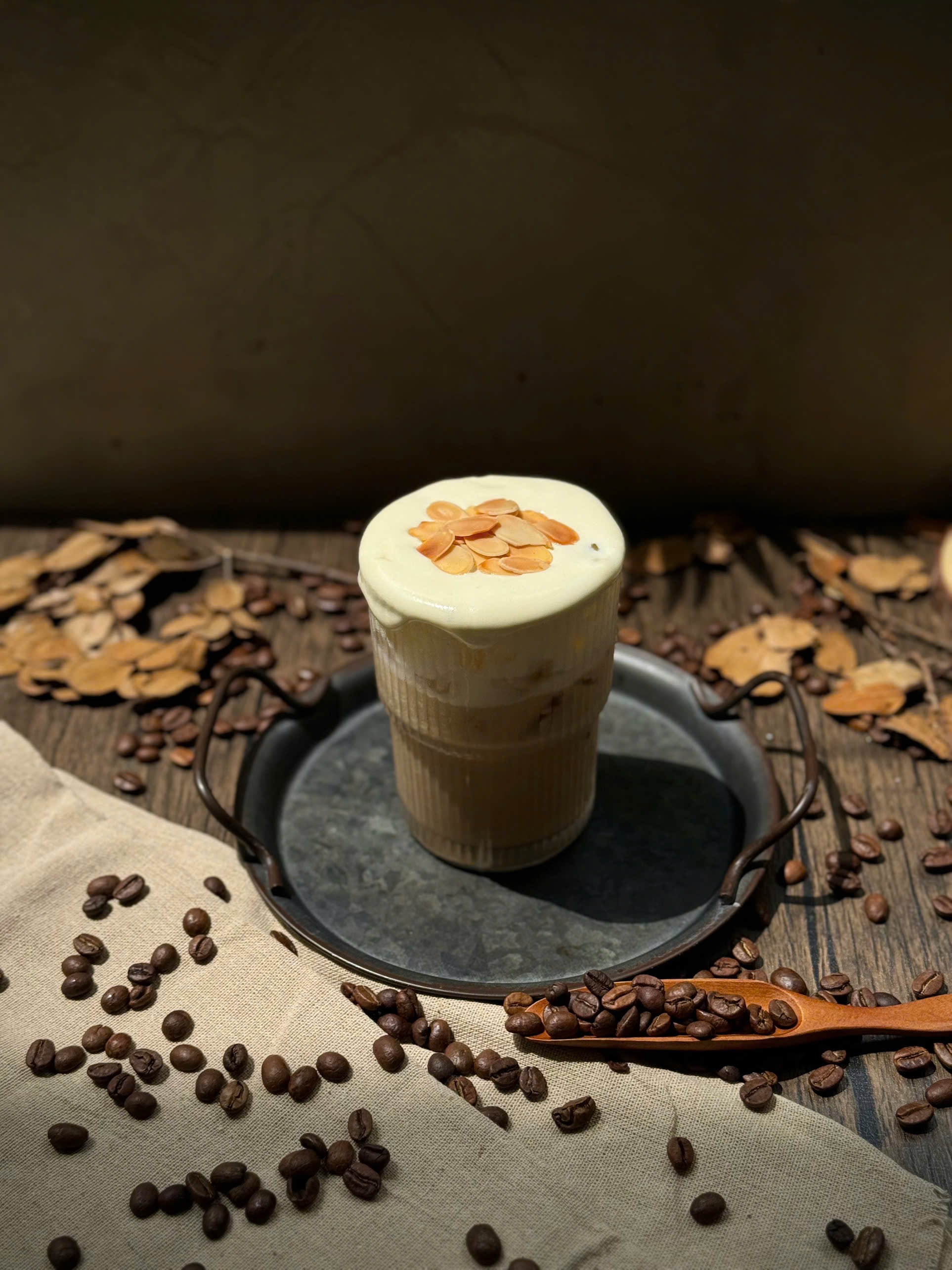 Cafe Hạnh Nhân Macchiato